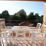 Maria's Filoxenia Aparthotel 4*
