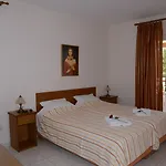 Aparthotel Maria's Filoxenia 4*