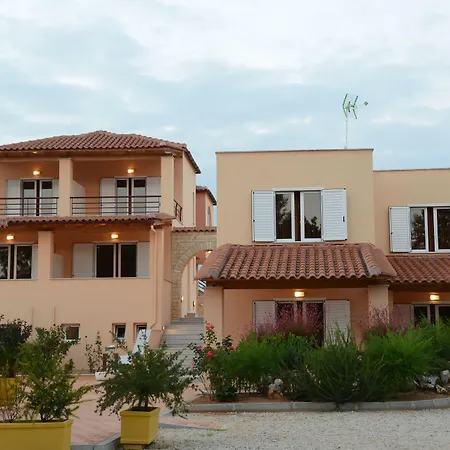 Maria's Filoxenia Apart-hotel