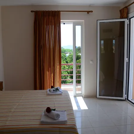 Appart hôtel Maria's Filoxenia 4*