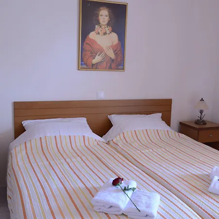 Maria's Filoxenia Aparthotel