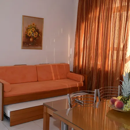 Aparthotel Maria's Filoxenia 4*