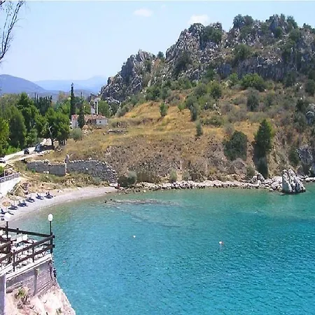 Maria's Filoxenia Aparthotel 3*