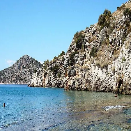 Maria's Filoxenia Δρέπανο
