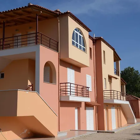 Aparthotel Maria's Filoxenia 3*
