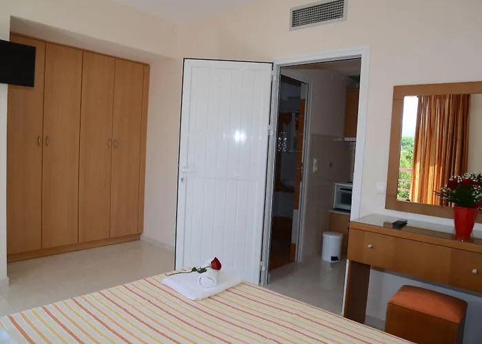 Maria's Filoxenia Апарт-отель