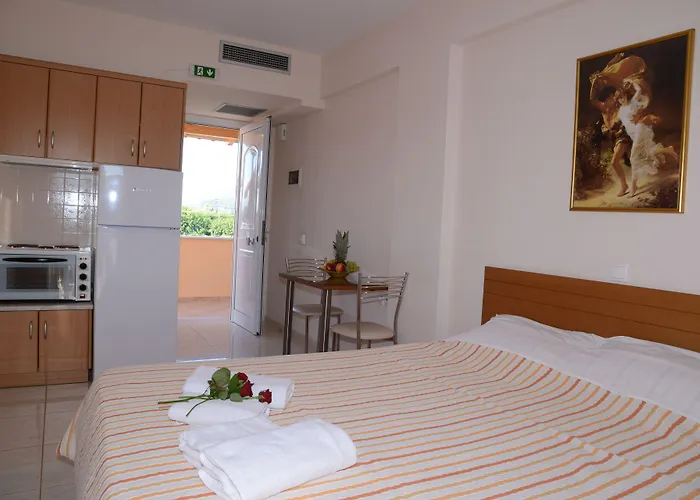 Maria's Filoxenia Апарт-отель 4*