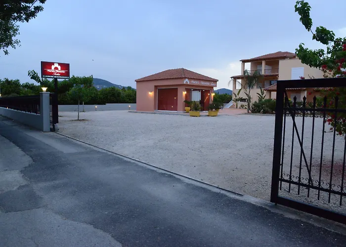 Maria's Filoxenia Дрепанон